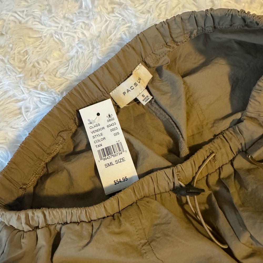 PacSun parachute style cargo pants - NWT